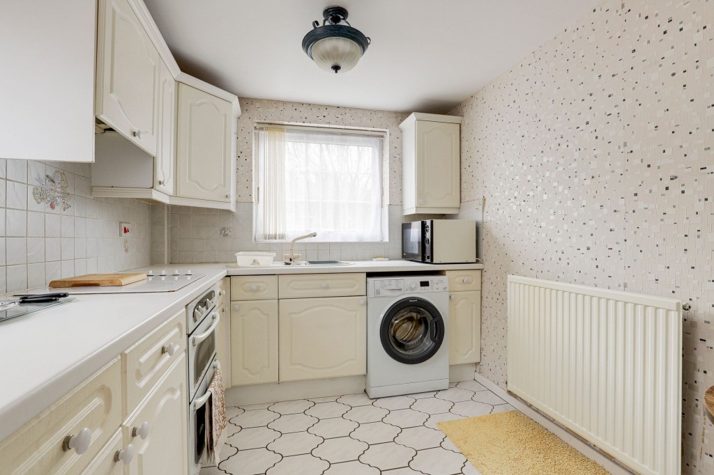 Russet Avenue, Carlton, NG4