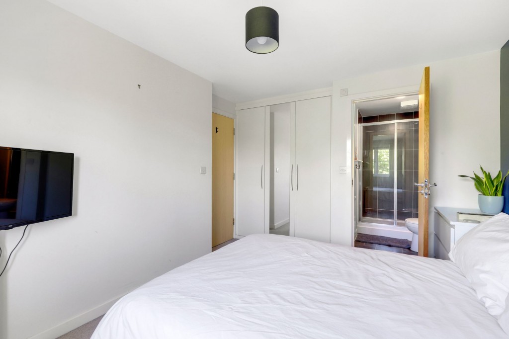 Wakefield Close, Nottingham, NG11