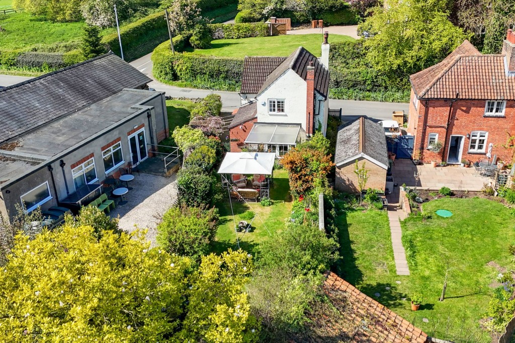 Kirklington Road, Eakring, NG22