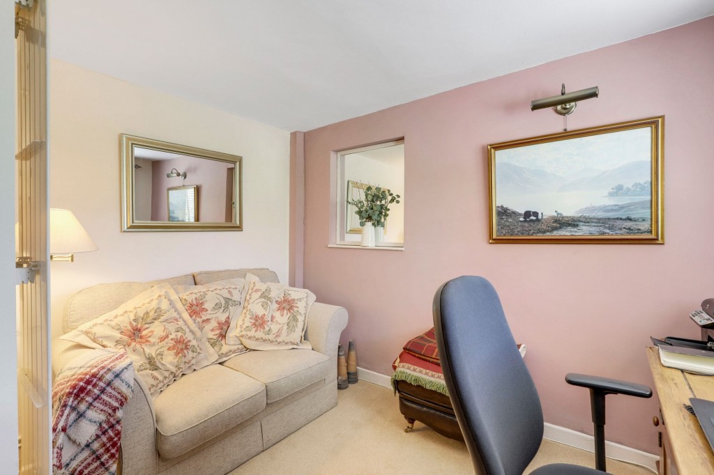 Kirklington Road, Eakring, NG22