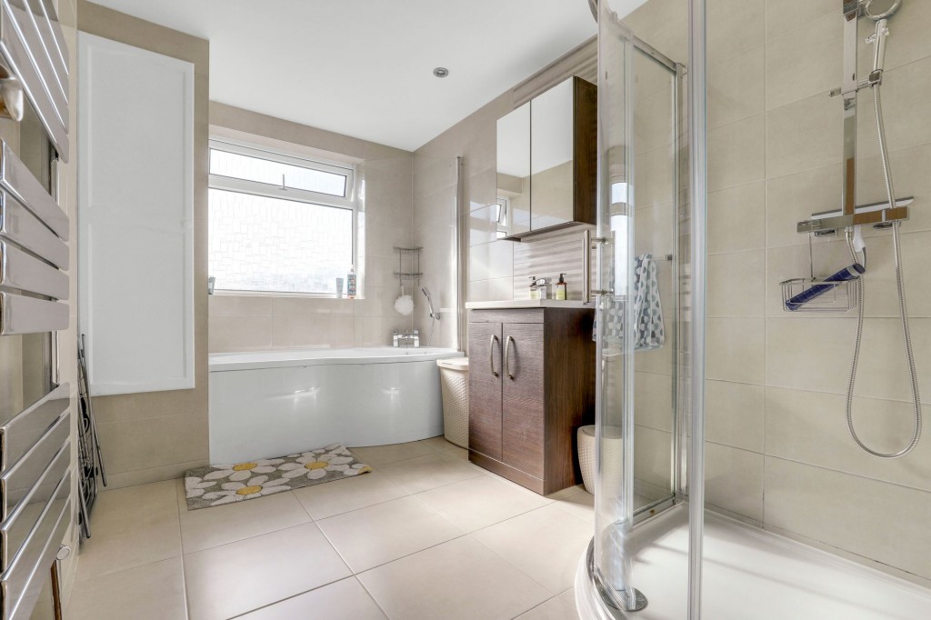 Denton Drive, West Bridgford, NG2