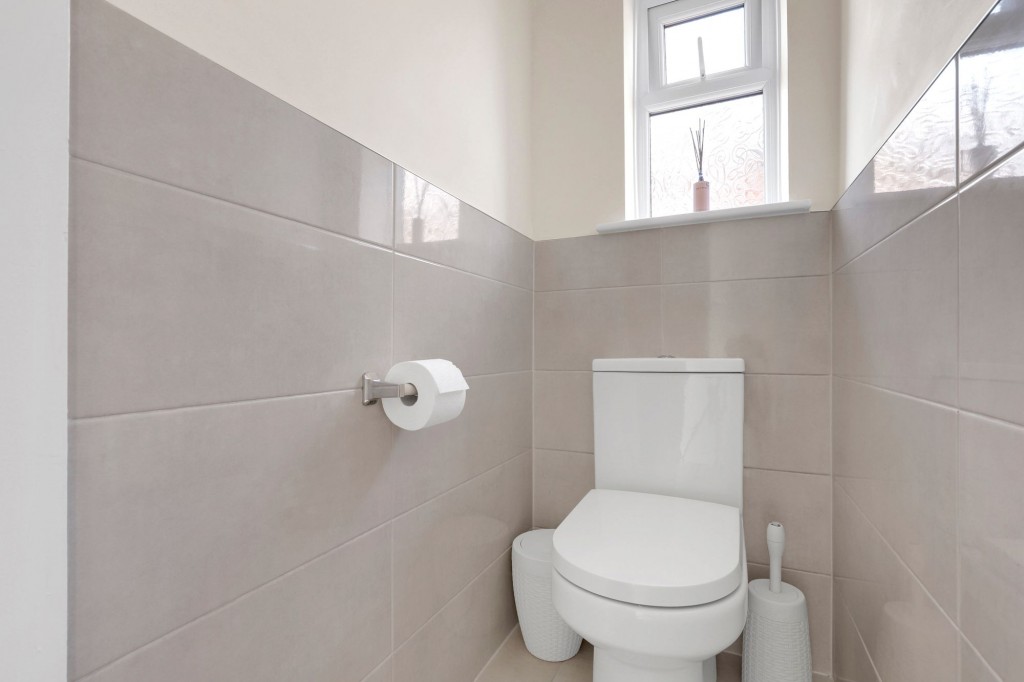 Denton Drive, West Bridgford, NG2