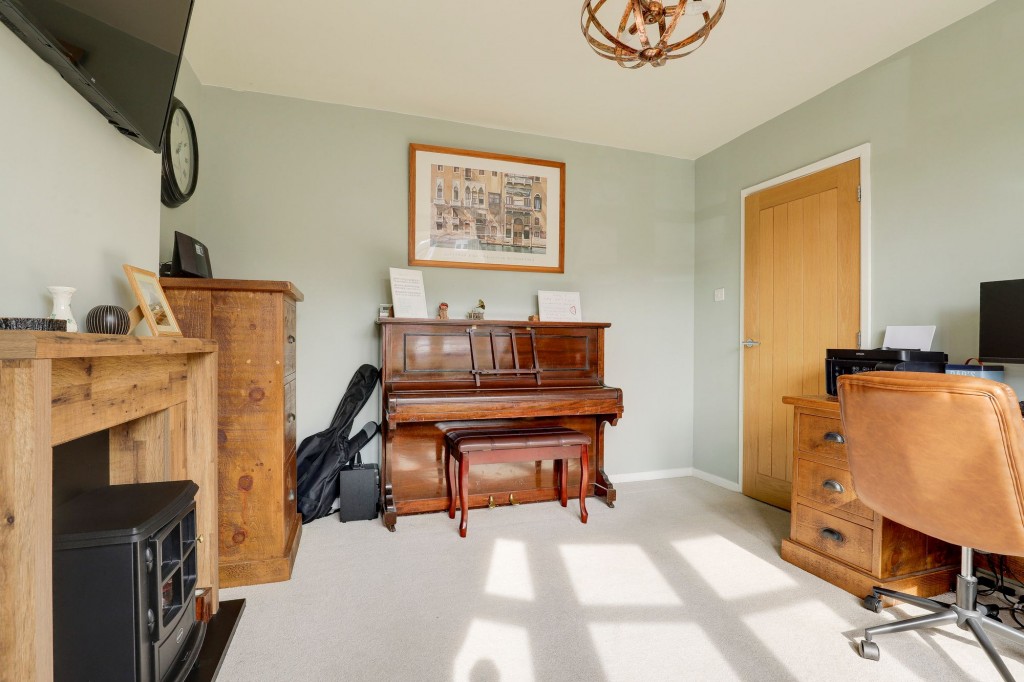 Tranby Gardens, Nottingham, NG8
