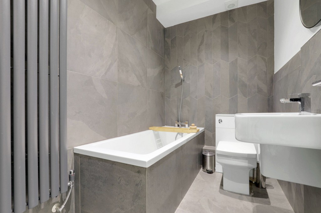 Balmoral Road, Colwick, NG4
