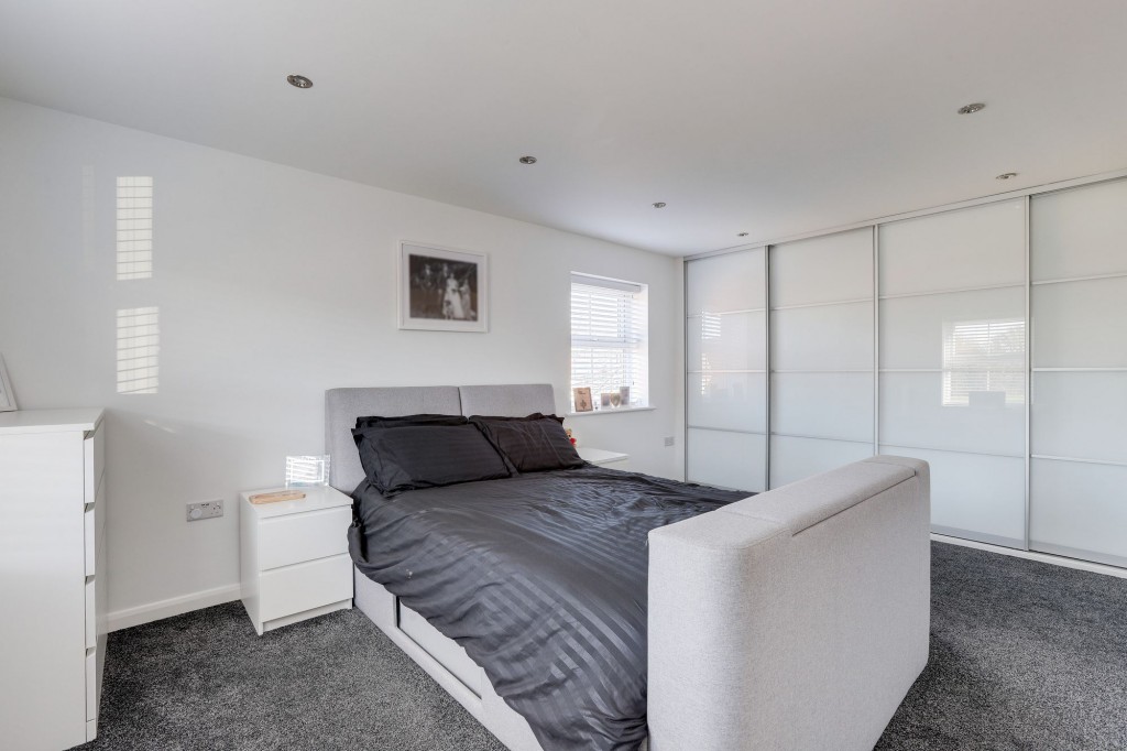 Topaz Crescent, Sutton-In-Ashfield, NG17