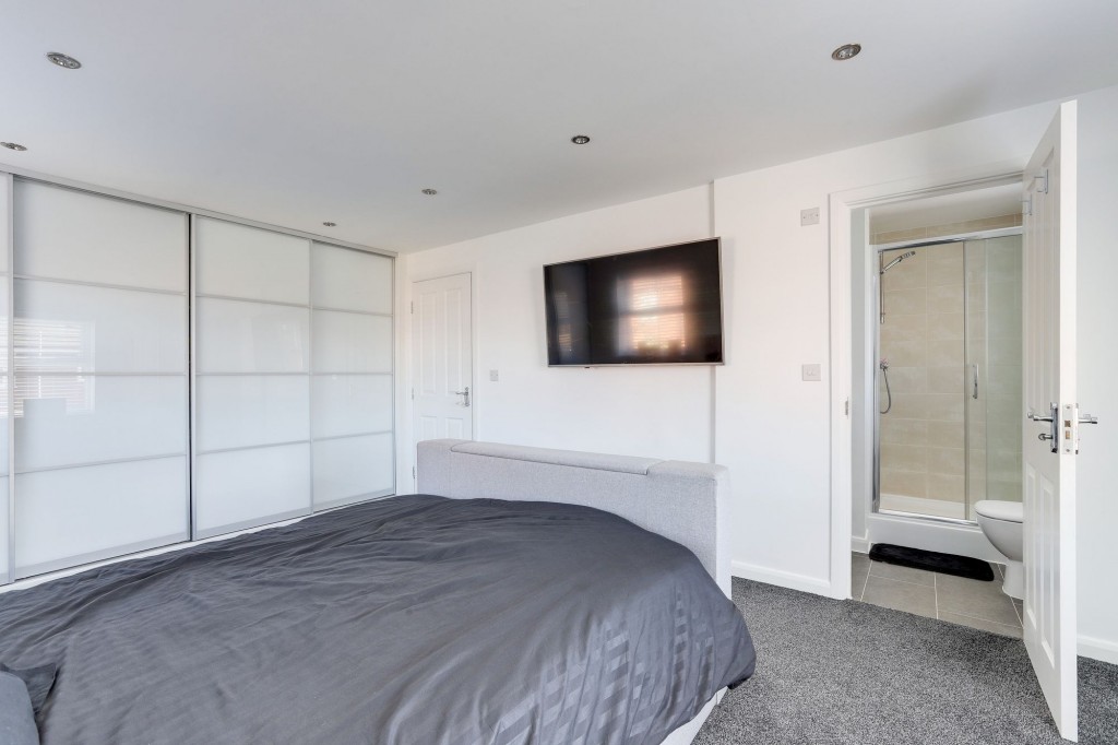 Topaz Crescent, Sutton-In-Ashfield, NG17