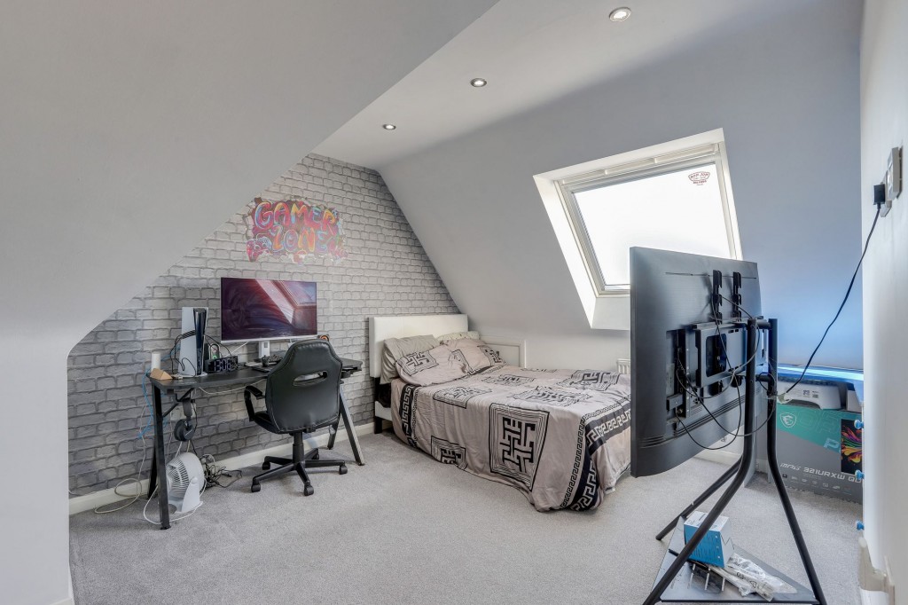 Topaz Crescent, Sutton-In-Ashfield, NG17