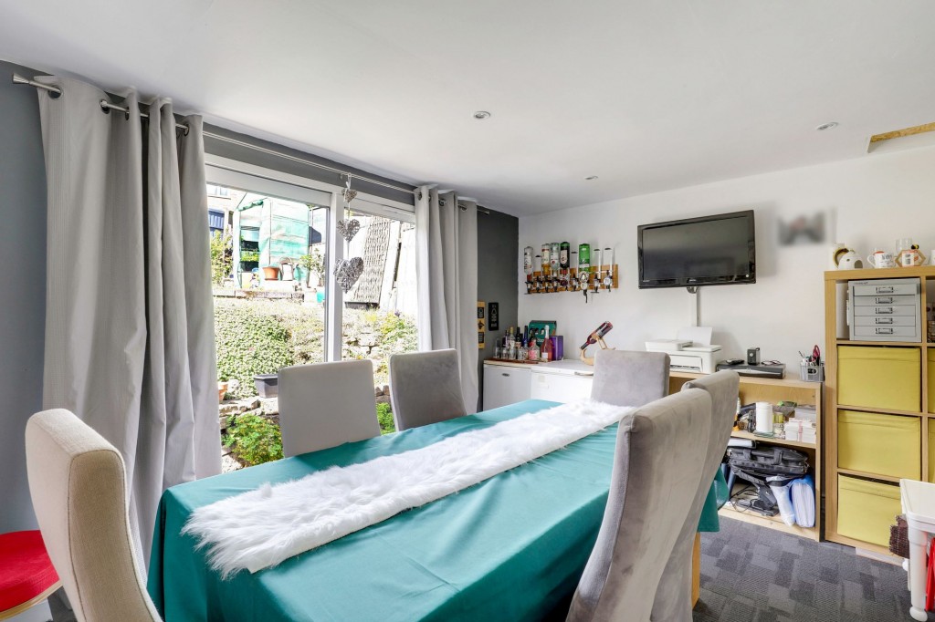 Pedmore Valley, Nottingham, NG5