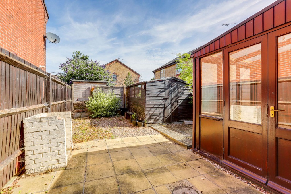 Striding Edge Close, Long Eaton, NG10