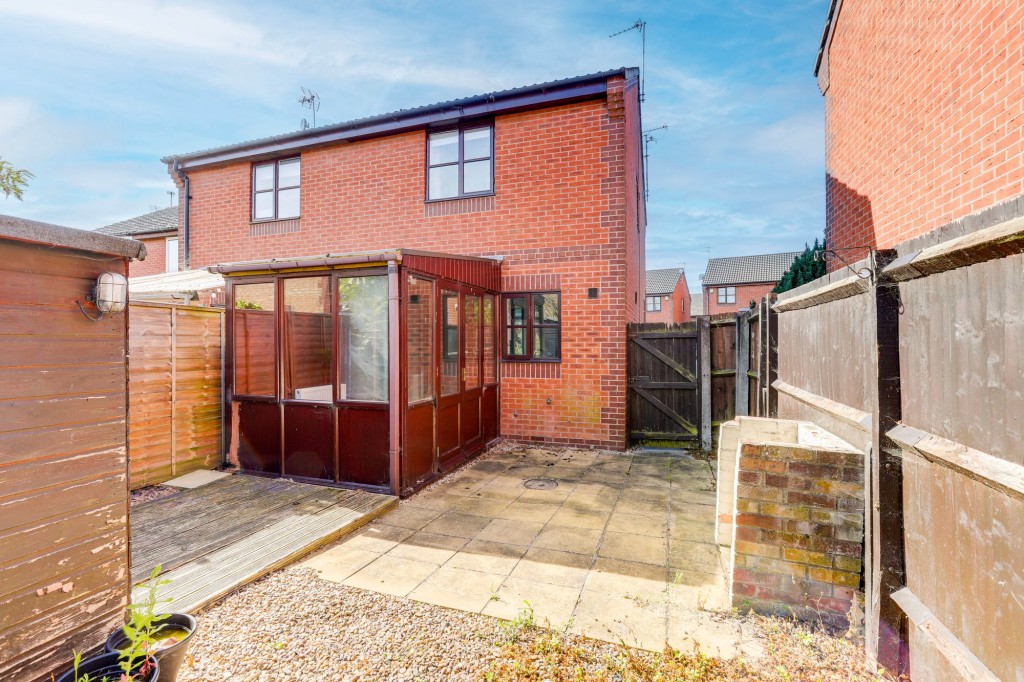 Striding Edge Close, Long Eaton, NG10