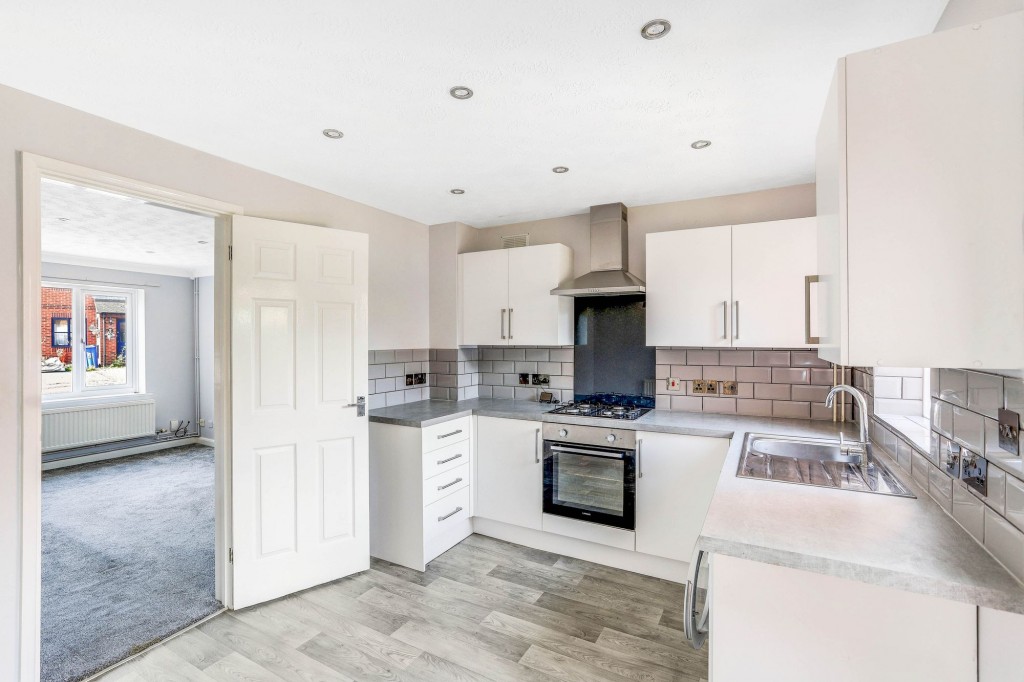 Striding Edge Close, Long Eaton, NG10