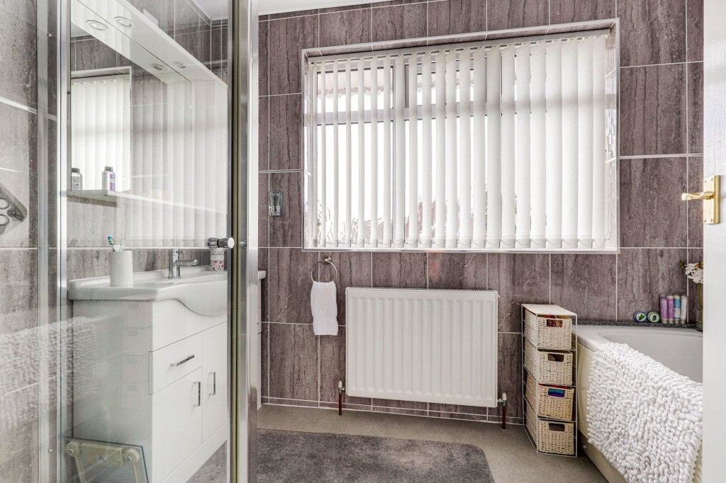 Trentdale Road, Carlton, NG4