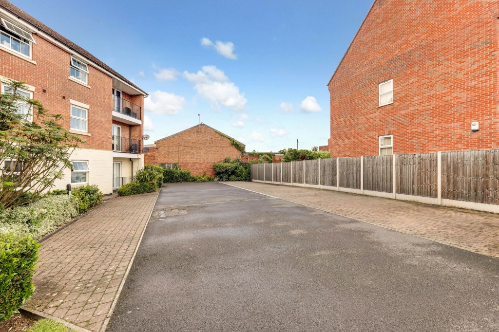 Portland Road, Hucknall, NG15