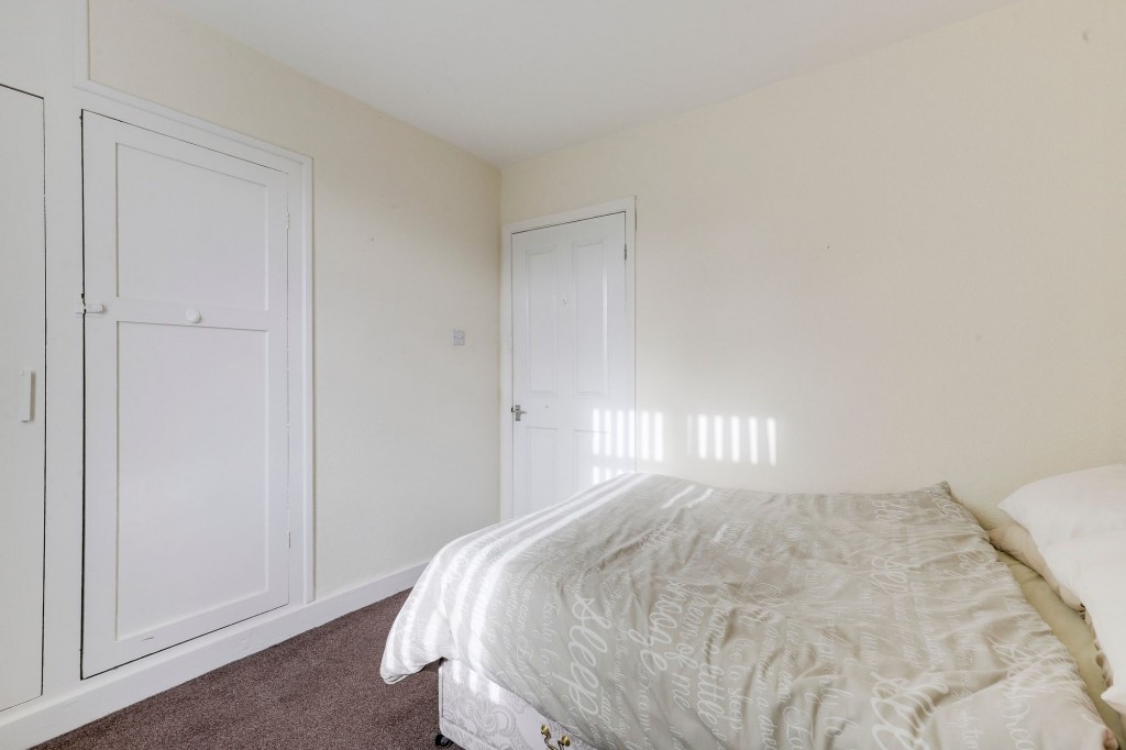 Chatsworth Avenue, Carlton, NG4