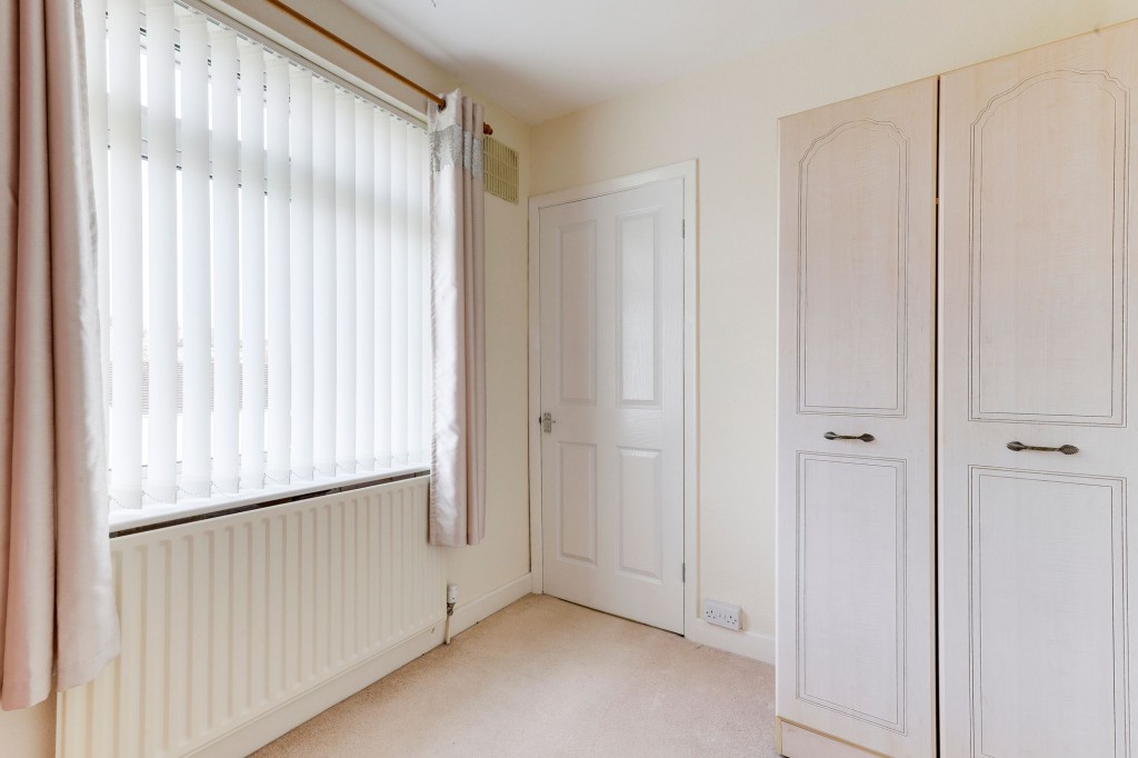 Chatsworth Avenue, Carlton, NG4