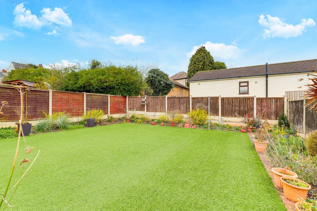 Chatsworth Avenue, Carlton, NG4