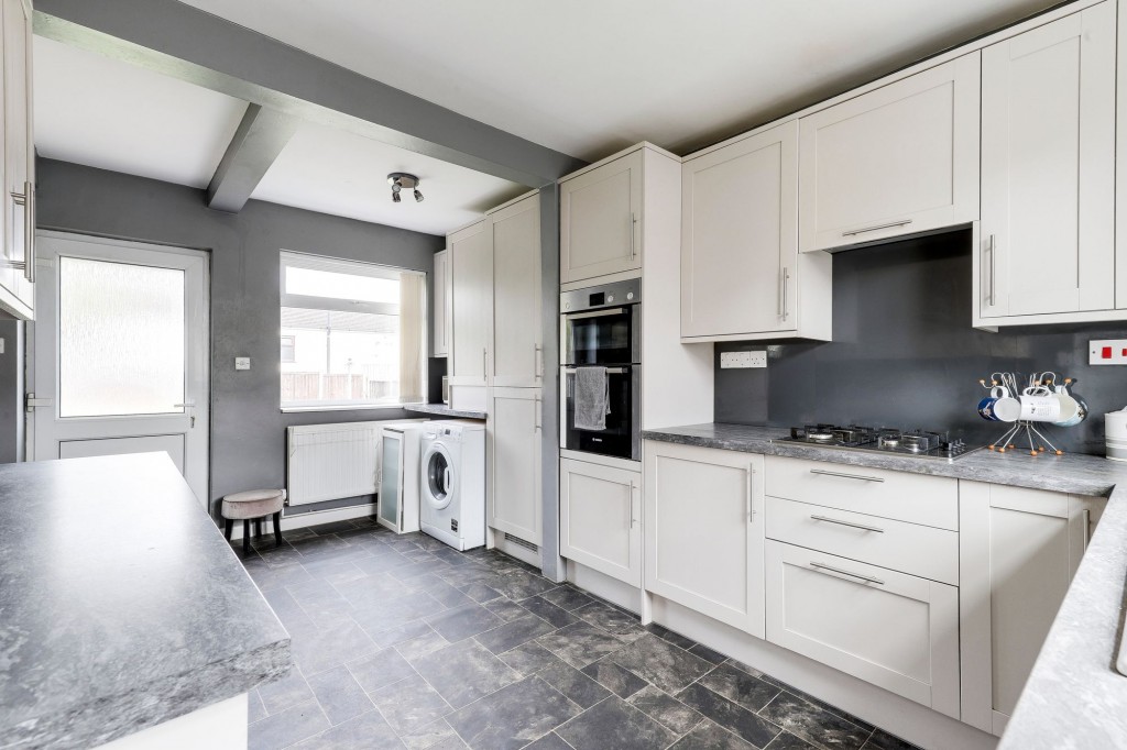 Chatsworth Avenue, Carlton, NG4