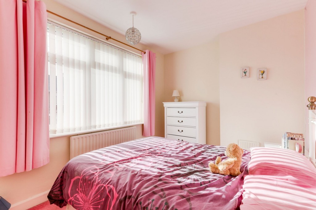 Chatsworth Avenue, Carlton, NG4