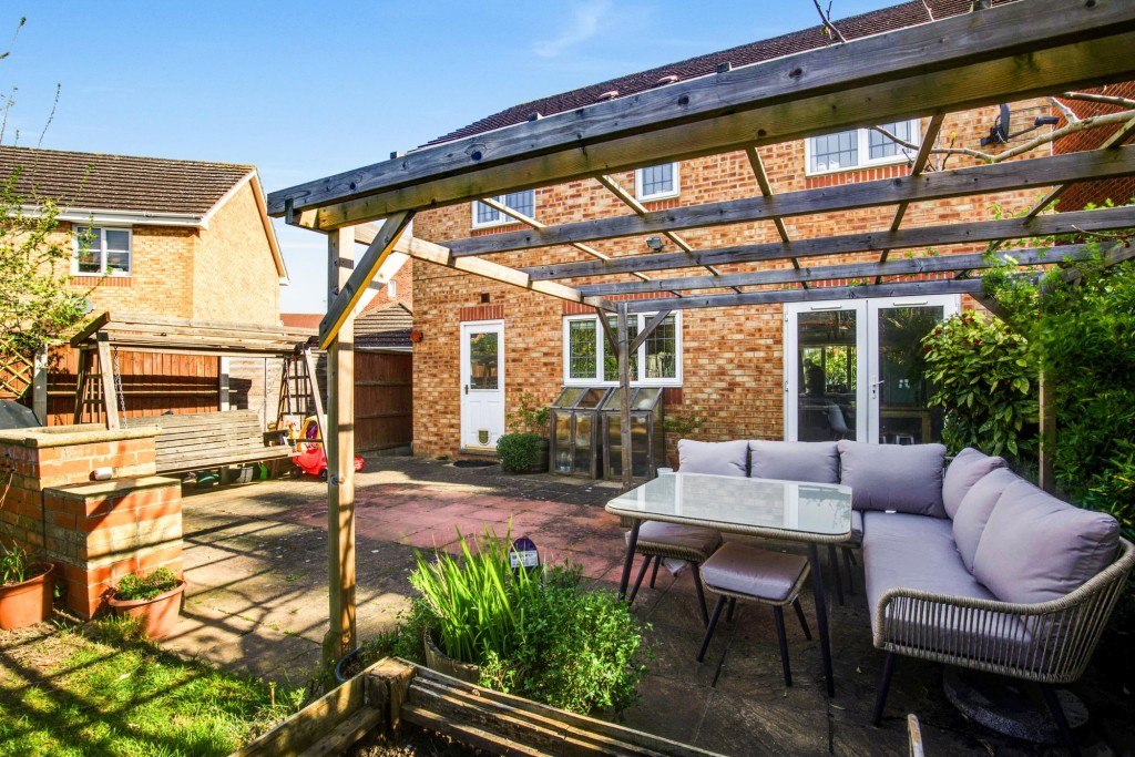 Pitch Close, Carlton, NG4
