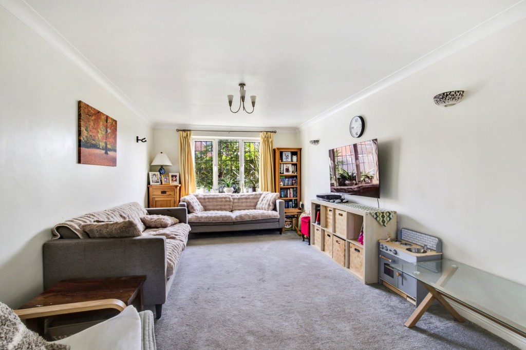 Pitch Close, Carlton, NG4