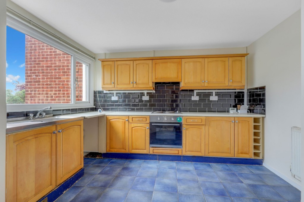 Cranwell Road, Nottingham, NG8
