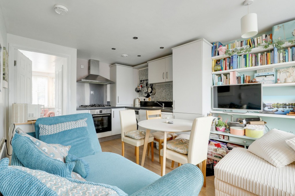 Radcliffe Road, West Bridgford, NG2