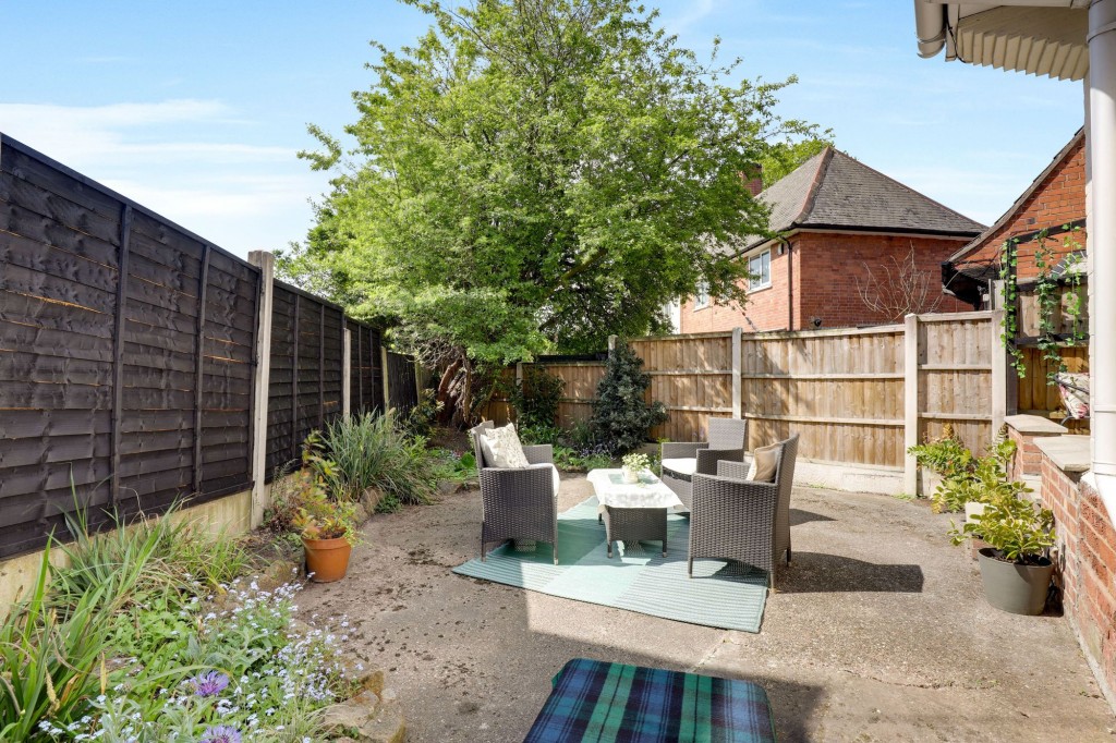 Saxondale Drive, Nottingham, NG6