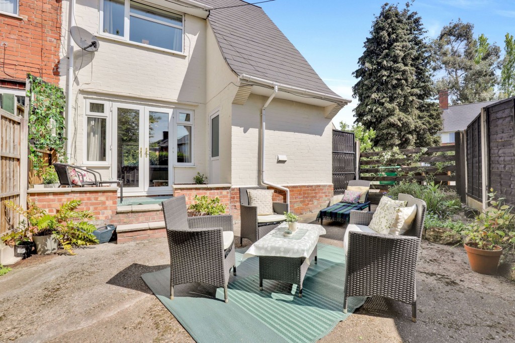 Saxondale Drive, Nottingham, NG6