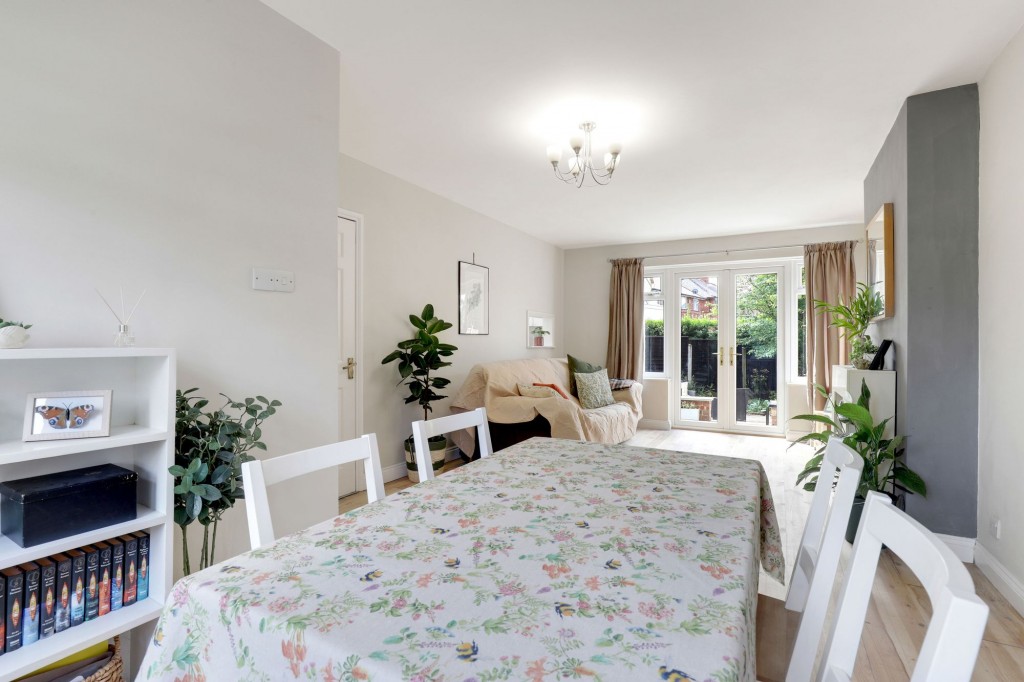 Saxondale Drive, Nottingham, NG6
