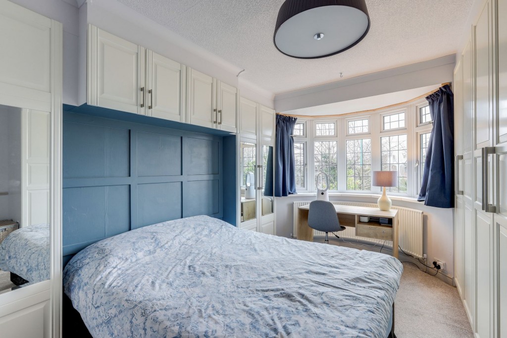 Dorothy Grove, Nottingham, NG8