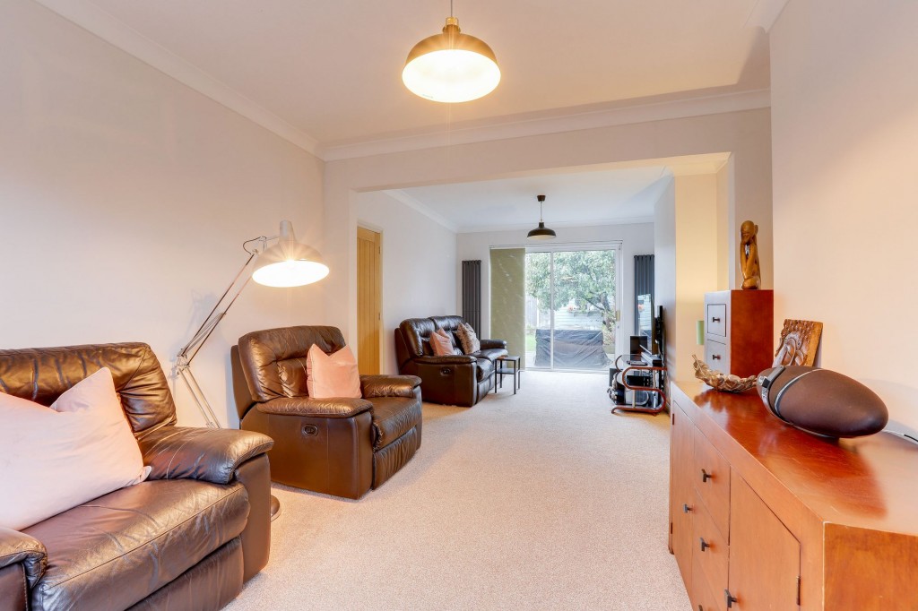 Dorothy Grove, Nottingham, NG8