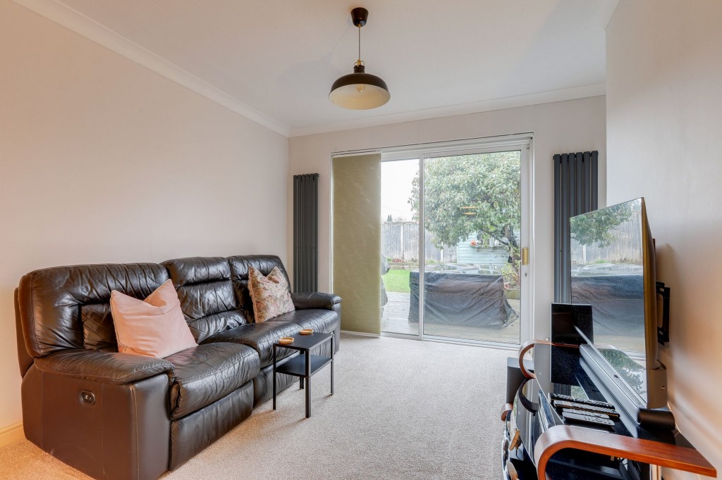 Dorothy Grove, Nottingham, NG8