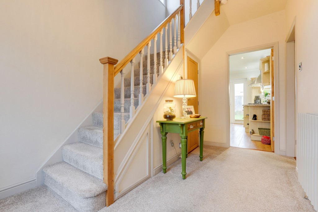 Dorothy Grove, Nottingham, NG8