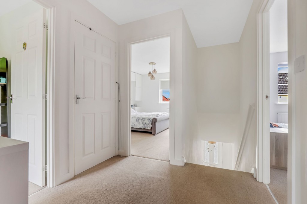 Defiant Close, Hucknall, NG15