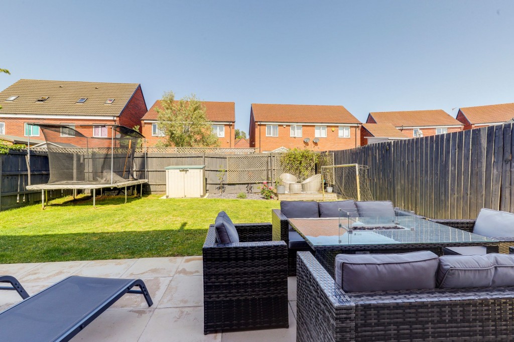 Defiant Close, Hucknall, NG15