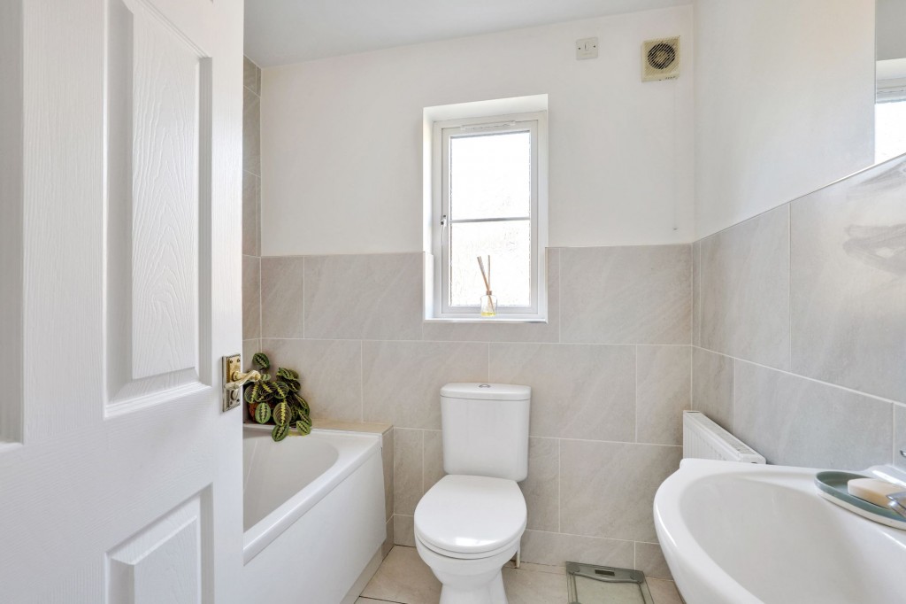 Roods Close, Sutton-In-Ashfield, NG17