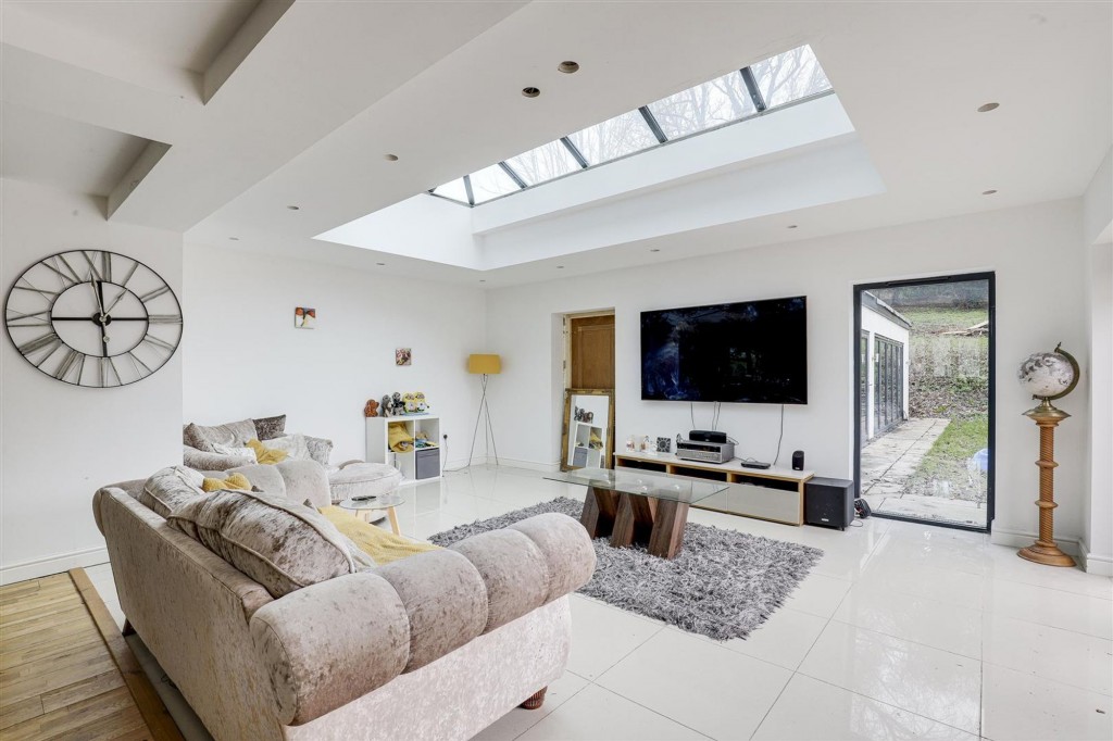 Lambley Lane, Burton Joyce, NG14