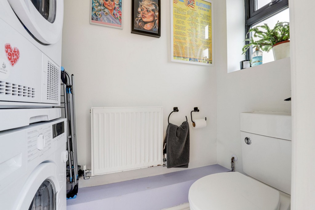 Camelot Street, Ruddington, NG11