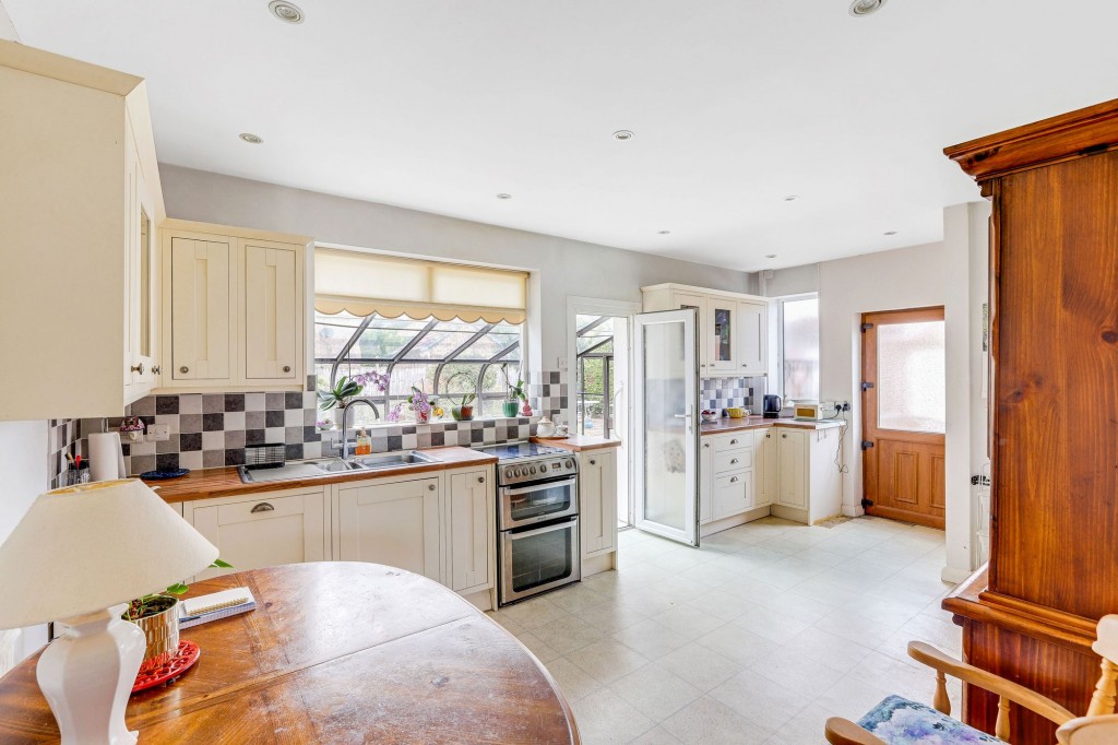 Temple Drive, Nuthall, NG16