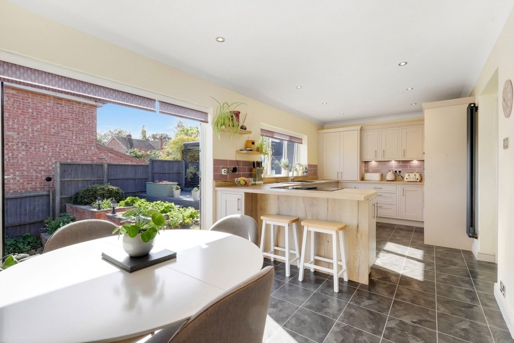 Birch Avenue, Carlton, NG4