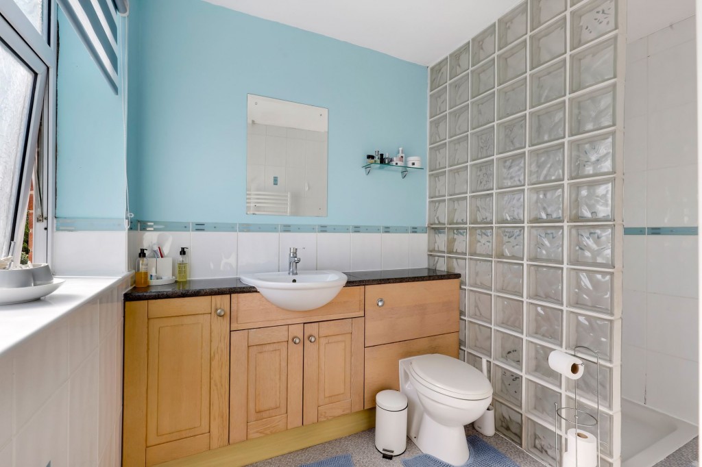 Birch Avenue, Carlton, NG4