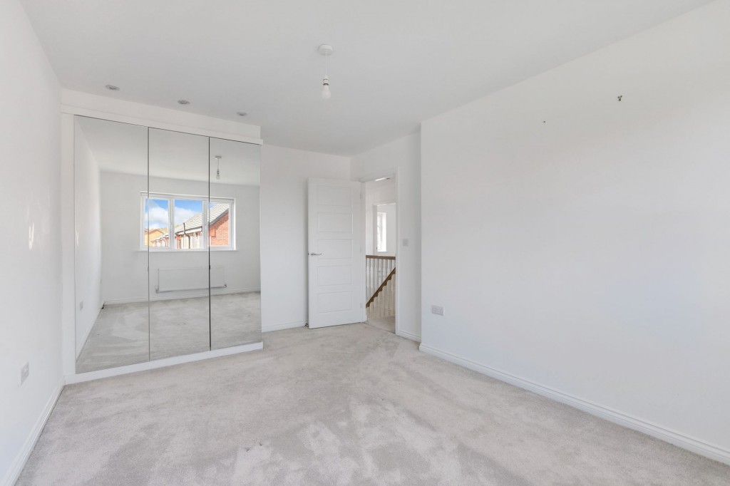 Colliers Way, Edwinstowe, NG21