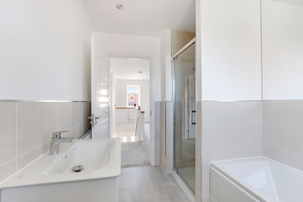 Colliers Way, Edwinstowe, NG21