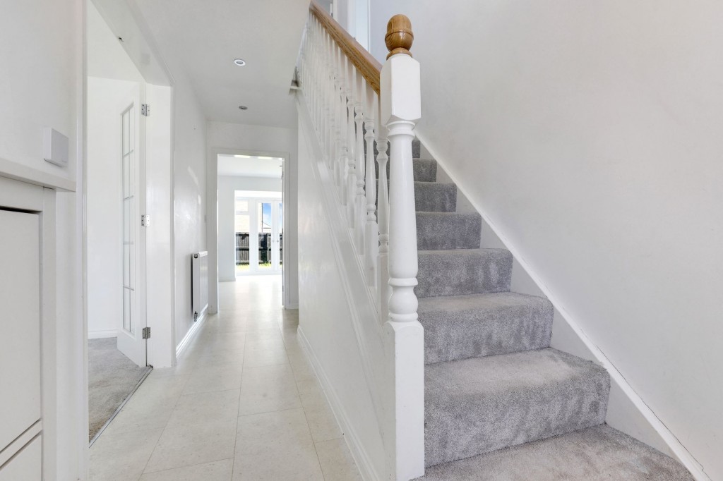 Colliers Way, Edwinstowe, NG21