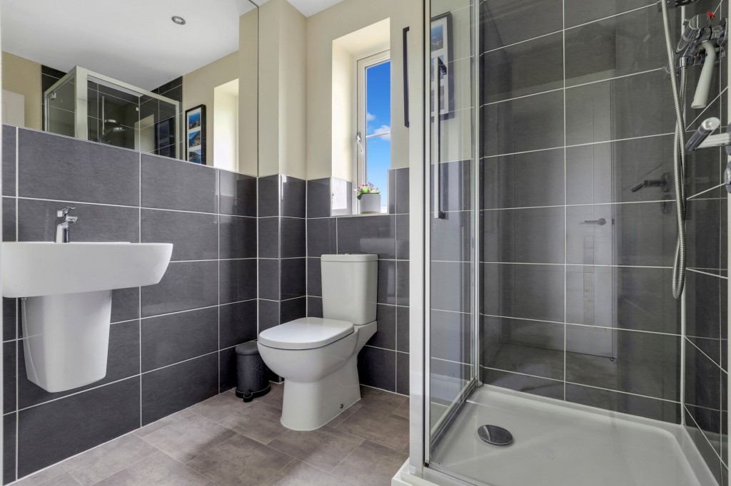Dunnock Drive, Stapleford, NG9