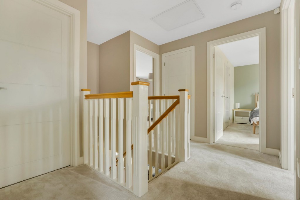 Dunnock Drive, Stapleford, NG9