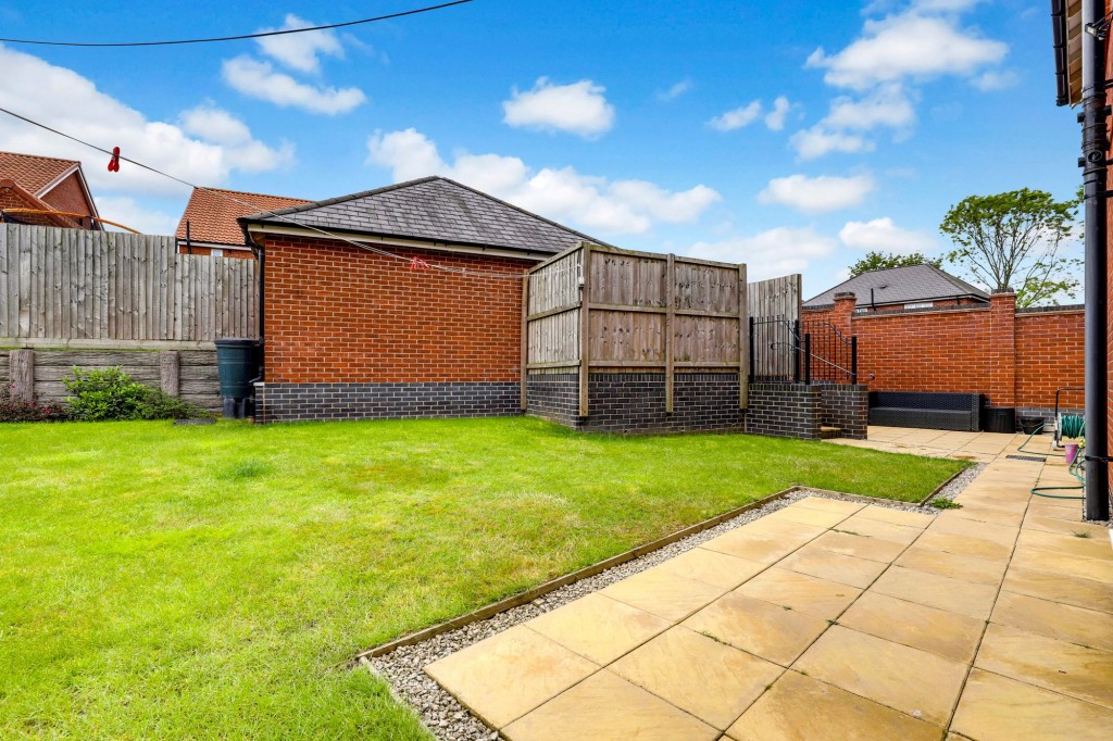 Dunnock Drive, Stapleford, NG9
