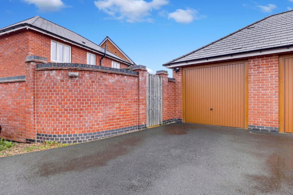 Dunnock Drive, Stapleford, NG9