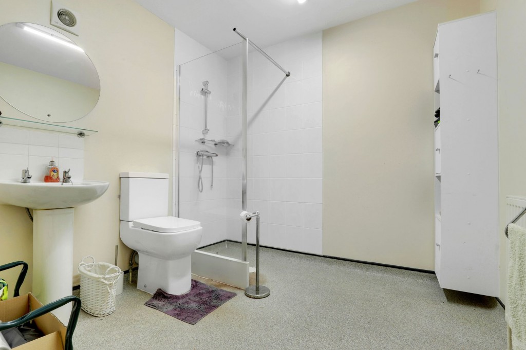 Waltham Close, West Bridgford, NG2