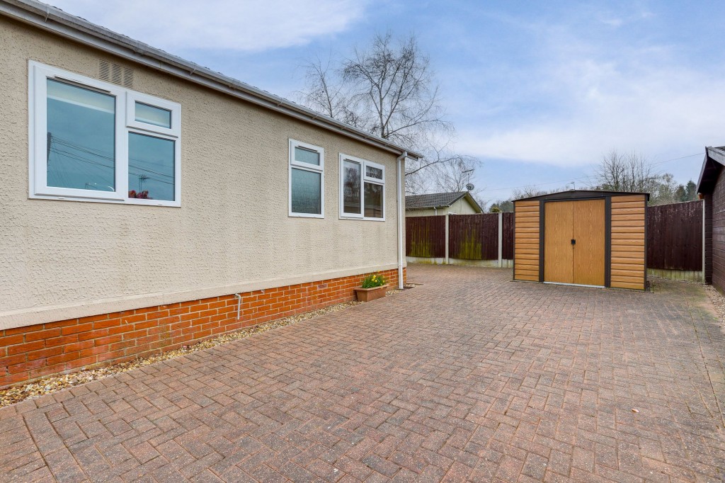 Moor Lane, Calverton, NG14